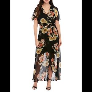 Luxology Short Flutter Sleeve Floral Maxi Dress